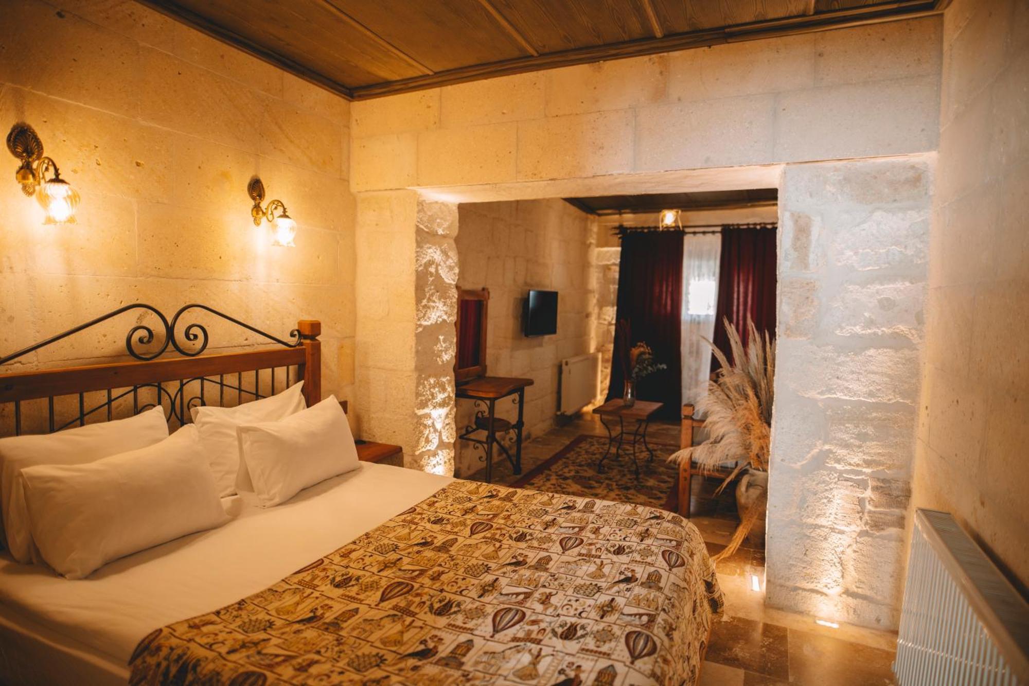 Bed and Breakfast Cavusin Cave House-Cappadocia Göreme Exterior foto